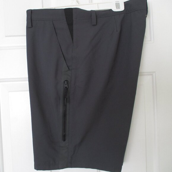 FILA Sport Mens Black Active 4-Pocket Short Pant - Size 36W - Picture 2 of 3